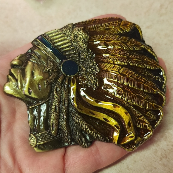 NNT Native American Warrior chief belt buckle approximately 3.5". - Picture 1 of 5